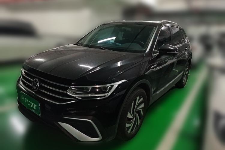 Volkswagen Tiguan L 2023 300TSI Automatic Two-Wheel Drive Smart Edition с пробегом Guazi used car, China used car export, Used car for sale, Used cars, Cheapest cars for sale