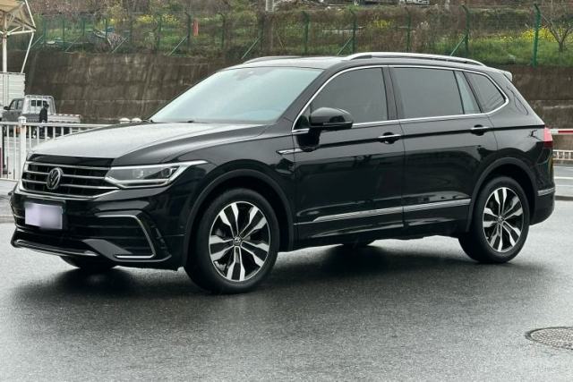 Used Volkswagen Tiguan L 2023 Restyled 330TSI Automatic Two-Wheel Drive R-Line Enhanced Comfort Version