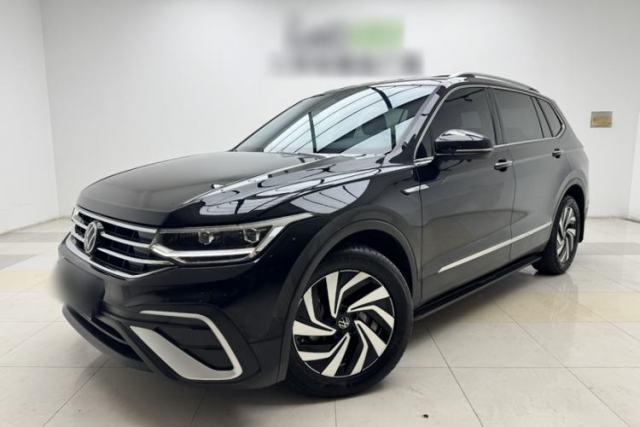 Ojetý Volkswagen Tiguan L 2023 Revised Version 330TSI Automatic Two-Wheel Drive Smart Enjoyment Edition