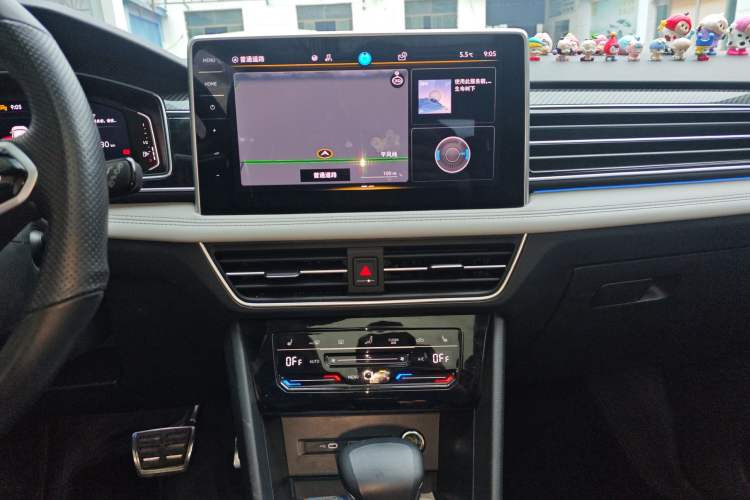 Used Volkswagen Tiguan L 2023 330TSI Automatic Two-Wheel Drive R-Line Enjoyment Edition Audio And AC Panel