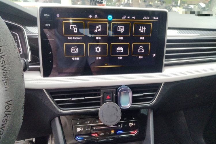 Used Volkswagen Tiguan L 2023 330TSI Automatic Two-Wheel Drive R-Line Enjoyment Edition Audio And AC Panel
