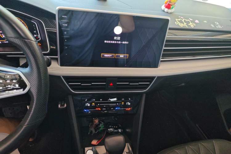 Used Volkswagen Tiguan L 2023 330TSI Automatic Two-Wheel Drive R-Line Enjoyment Edition Audio And AC Panel