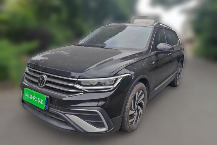 Used Volkswagen Tiguan L 2023 300TSI Automatic Two-Wheel Drive Smart Edition Guazi used car, China used car export, Used car for sale, Used  cars, Cheapest cars for sale