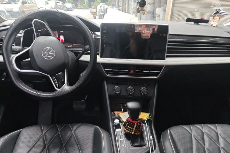 Used Volkswagen Tiguan L 2023 280TSI Automatic Two-Wheel Drive Trendy Innovation Limited Edition Center Console