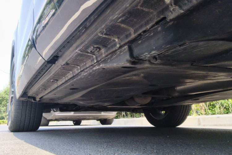 Used Volkswagen Tiguan L 2023 330TSI Automatic Two-Wheel Drive R-Line Flagship Edition Chassis Rear Left
