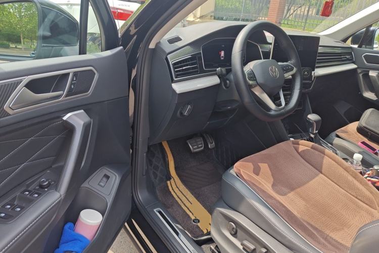 Used Volkswagen Tiguan L 2023 Restyled 330TSI Automatic Two-Wheel Drive R-Line Flagship Edition Driver Seat