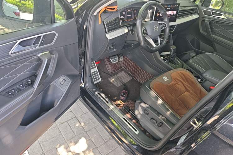 Used Volkswagen Tiguan L 2023 330TSI Automatic Two-Wheel Drive R-Line Enjoyment Edition Driver Seat