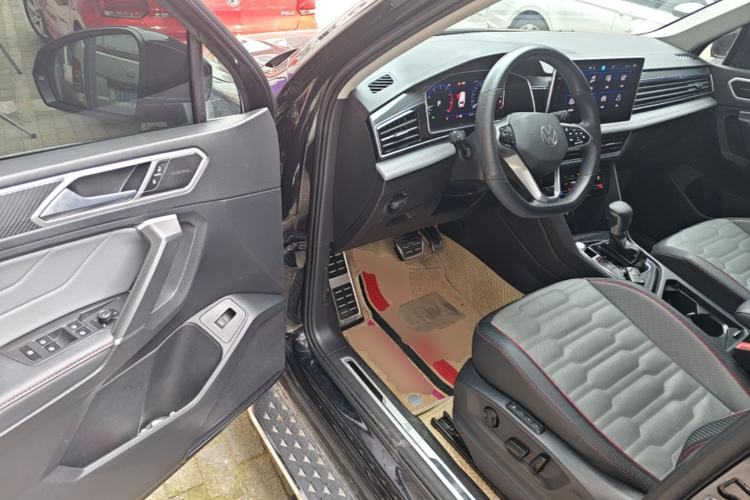 Used Volkswagen Tiguan L 2023 Restyled 330TSI Automatic Two-Wheel Drive R-Line Flagship Edition Driver Seat