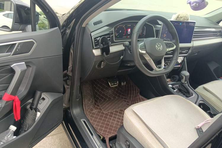 Used Volkswagen Tiguan L 2023 Restyled 330TSI Automatic Two-Wheel Drive R-Line Enhanced Comfort Version Driver Seat