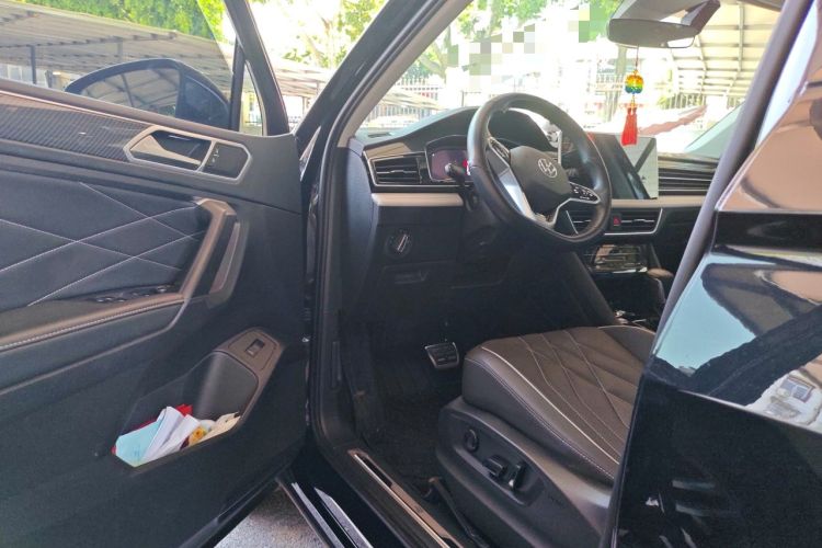 Used Volkswagen Tiguan L 2023 330TSI Automatic Two-Wheel Drive R-Line Enjoyment Edition Driver Seat