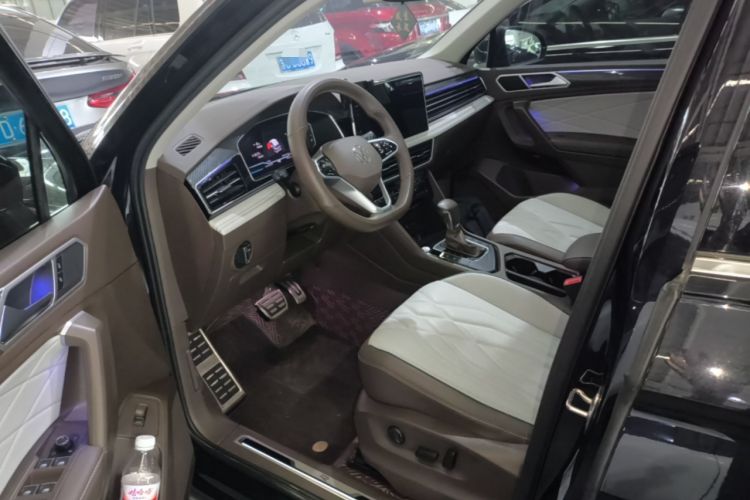 Used Volkswagen Tiguan L 2023 Restyled 330TSI Automatic Two-Wheel Drive R-Line Enhanced Comfort Version Driver Seat