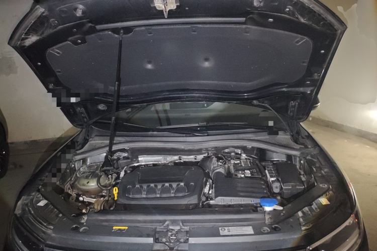 Used Volkswagen Tiguan L 2023 330TSI Automatic Two-Wheel Drive R-Line Enjoyment Edition Engine Bay