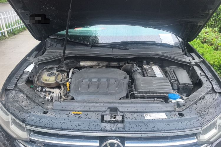 Used Volkswagen Tiguan L 2023 330TSI Automatic Two-Wheel Drive R-Line Flagship Edition Engine Bay