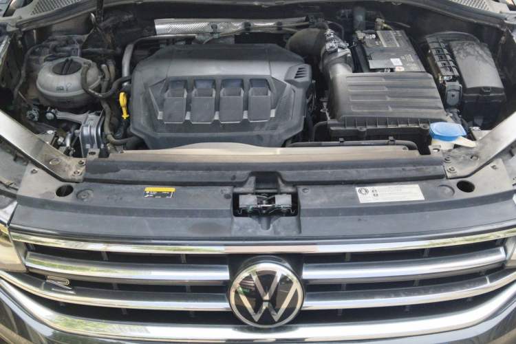Used Volkswagen Tiguan L 2023 330TSI Automatic Two-Wheel Drive R-Line Flagship Edition Engine Bay