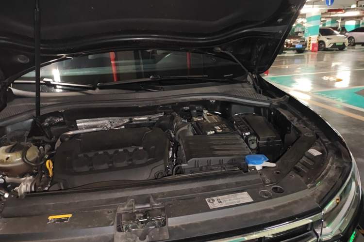 Used Volkswagen Tiguan L 2023 Revised Version 330TSI Automatic Two-Wheel Drive Smart Enjoyment Edition Engine Bay Left