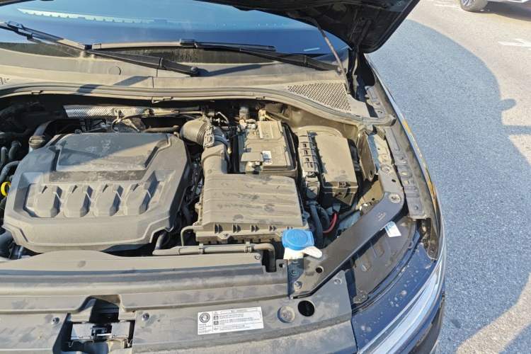 Used Volkswagen Tiguan L 2023 Restyled 330TSI Automatic Two-Wheel Drive R-Line Enhanced Comfort Version Engine Bay Left