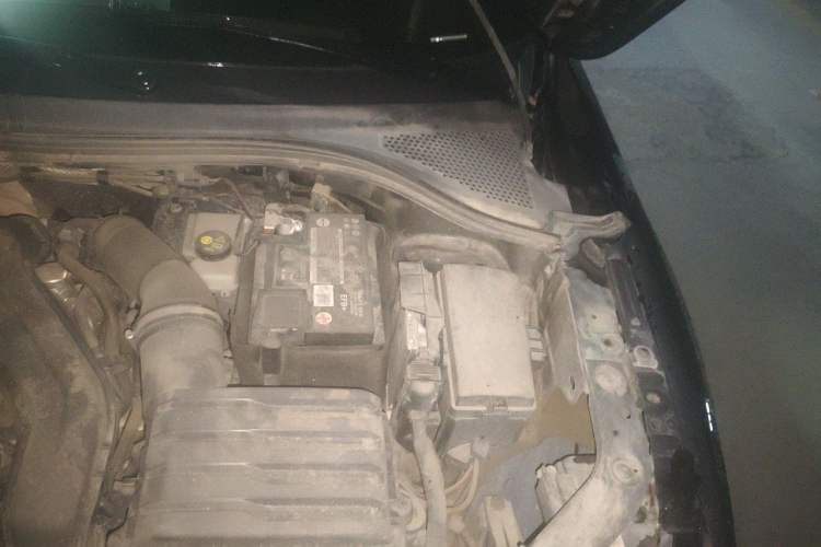 Used Volkswagen Tiguan L 2023 300TSI Automatic Two-Wheel Drive Smart Edition Engine Bay Left