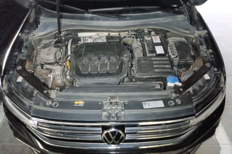 Used Volkswagen Tiguan L 2023 330TSI Automatic Two-Wheel Drive R-Line Enjoyment Edition Engine Bay