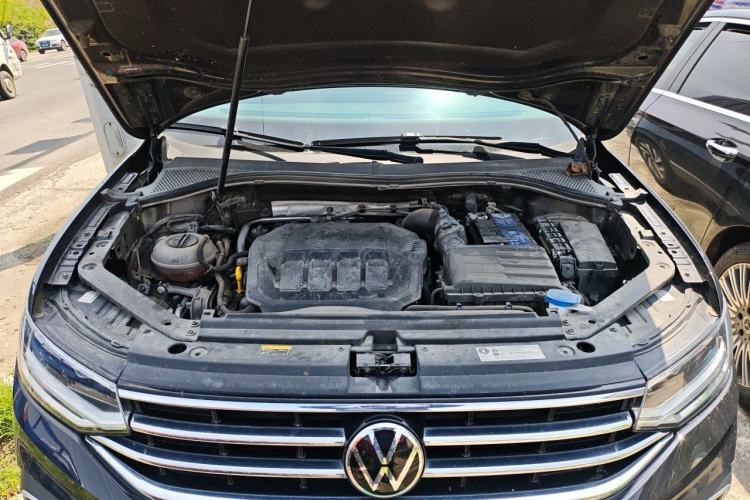 Used Volkswagen Tiguan L 2023 330TSI Automatic Two-Wheel Drive Smart Edition Engine Bay