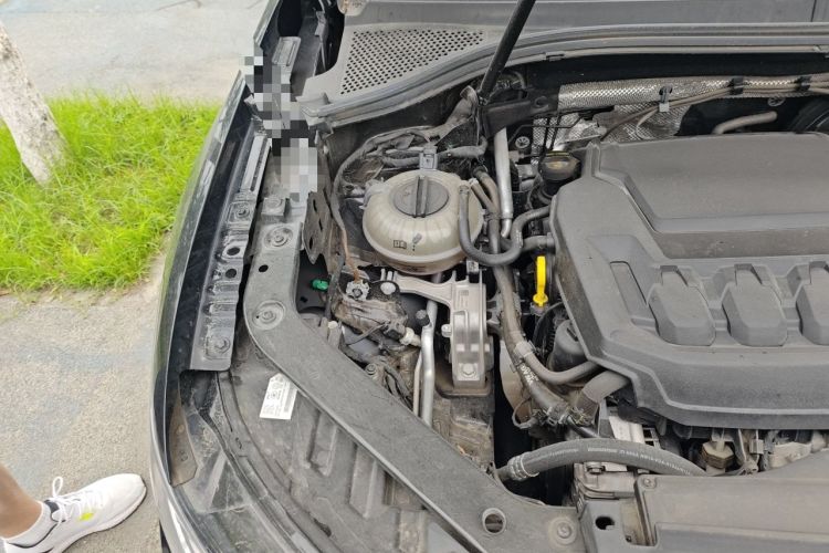 Used Volkswagen Tiguan L 2023 Restyled 330TSI Automatic Two-Wheel Drive R-Line Enhanced Comfort Version Engine Bay Right