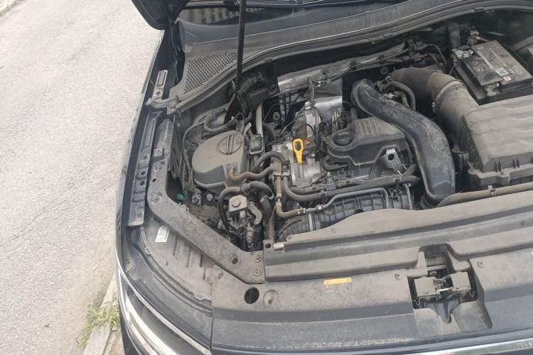 Used Volkswagen Tiguan L 2023 300TSI Automatic Two-Wheel Drive Smart Edition Engine Bay Right