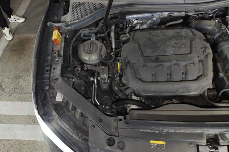 Used Volkswagen Tiguan L 2023 Restyled 330TSI Automatic Two-Wheel Drive R-Line Enhanced Comfort Version Engine Bay Right