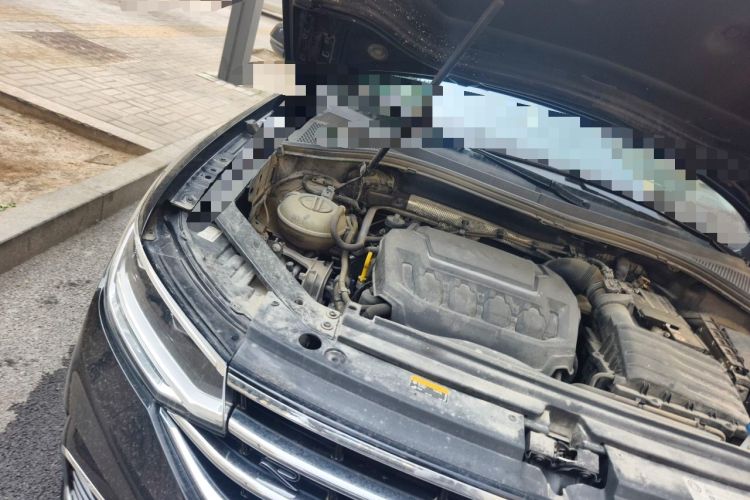 Used Volkswagen Tiguan L 2023 Restyled 330TSI Automatic Two-Wheel Drive R-Line Enhanced Comfort Version Engine Bay Right