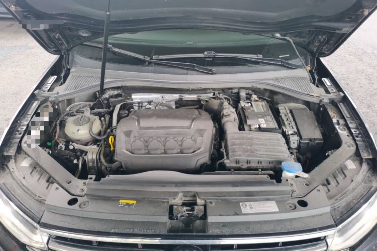 Used Volkswagen Tiguan L 2023 Restyled 330TSI Automatic Two-Wheel Drive R-Line Enhanced Comfort Version Engine Bay