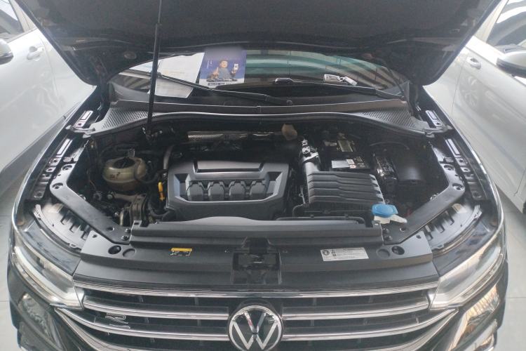 Used Volkswagen Tiguan L 2023 Restyled 330TSI Automatic Two-Wheel Drive R-Line Enhanced Comfort Version Engine Bay