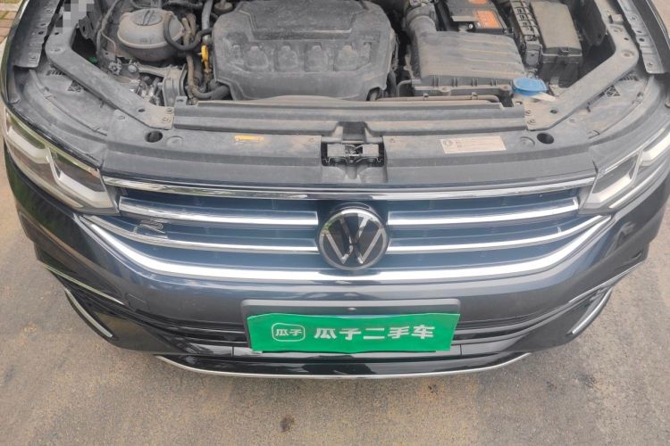 Used Volkswagen Tiguan L 2023 Restyled 330TSI Automatic Two-Wheel Drive R-Line Flagship Edition Engine Bay