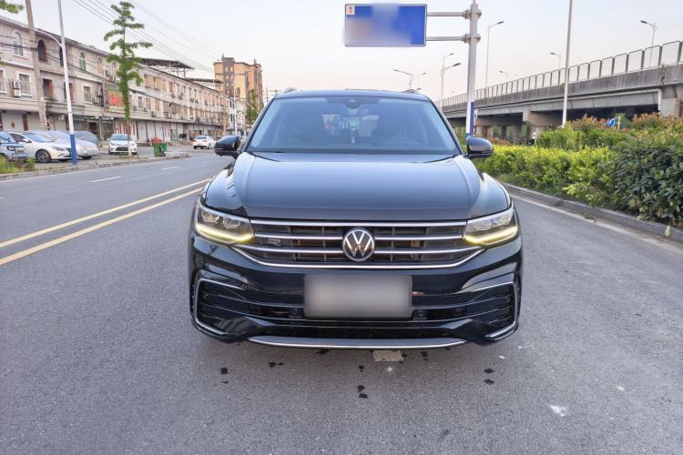 Used Volkswagen Tiguan L 2023 330TSI Automatic Two-Wheel Drive R-Line Enjoyment Edition Exterior 1