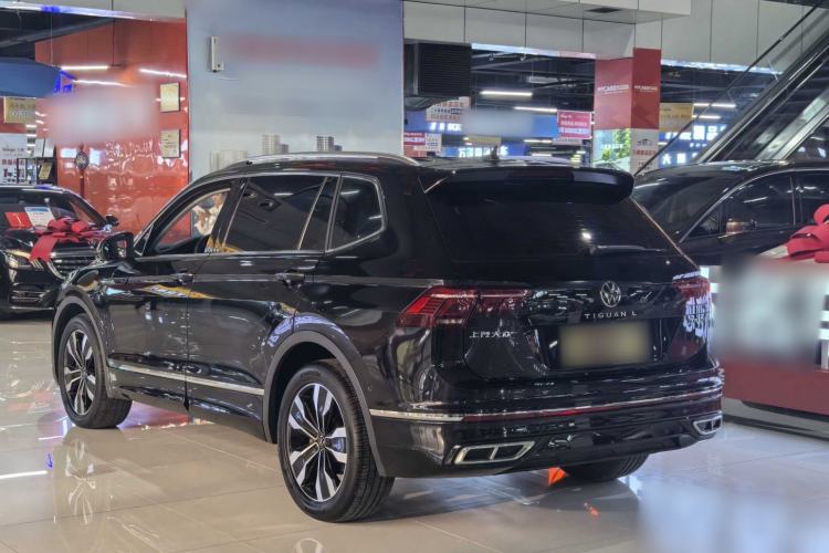Used Volkswagen Tiguan L 2023 330TSI Automatic Two-Wheel Drive R-Line Enjoyment Edition Exterior 3