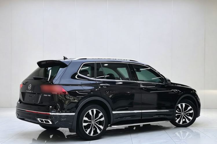 Used Volkswagen Tiguan L 2023 330TSI Automatic Two-Wheel Drive R-Line Enjoyment Edition Exterior 4