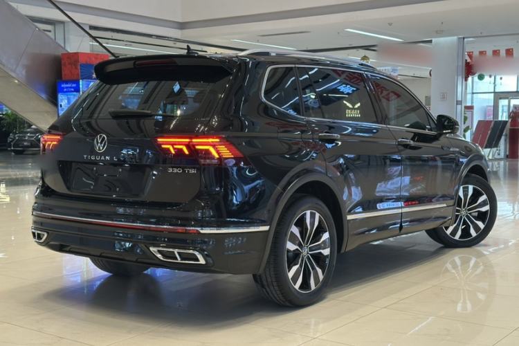 Used Volkswagen Tiguan L 2023 Restyled 330TSI Automatic Two-Wheel Drive R-Line Enhanced Comfort Version Exterior 5