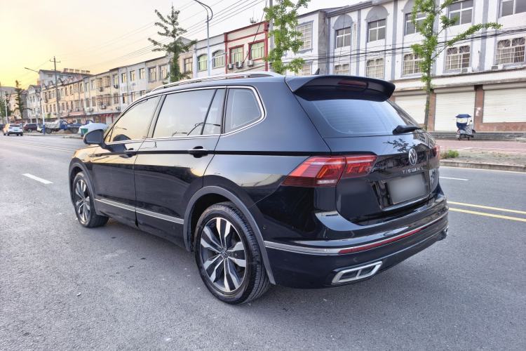 Used Volkswagen Tiguan L 2023 330TSI Automatic Two-Wheel Drive R-Line Enjoyment Edition Exterior 6