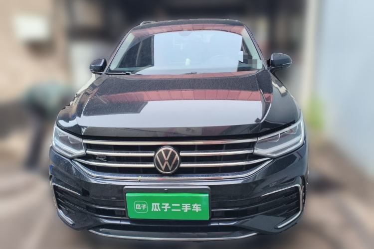 Used Volkswagen Tiguan L 2023 330TSI Automatic Two-Wheel Drive R-Line Enjoyment Edition Front