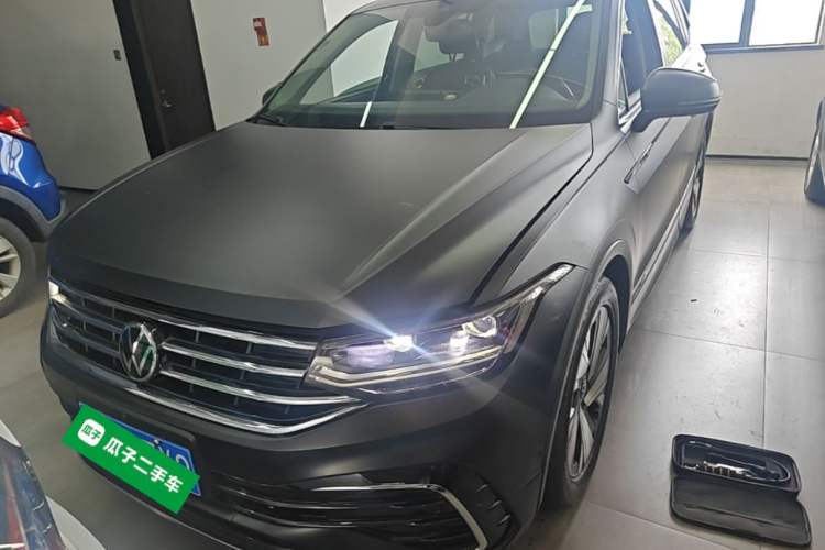 Used Volkswagen Tiguan L 2023 Restyled 330TSI Automatic Two-Wheel Drive R-Line Enhanced Comfort Version Front