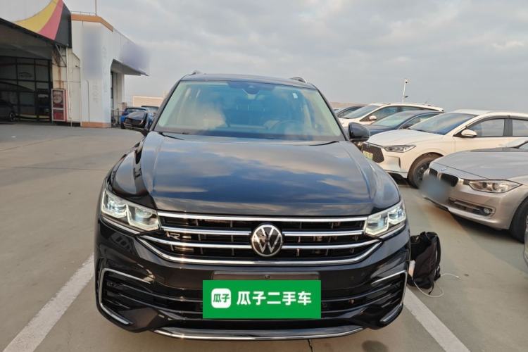 Used Volkswagen Tiguan L 2023 330TSI Automatic Two-Wheel Drive R-Line Flagship Edition Front
