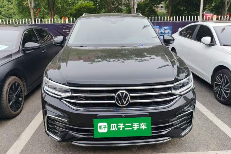 Used Volkswagen Tiguan L 2023 330TSI Automatic Two-Wheel Drive R-Line Enjoyment Edition Front
