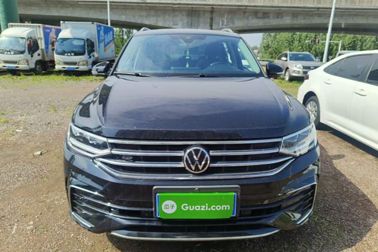 Used Volkswagen Tiguan L 2023 330TSI Automatic Two-Wheel Drive R-Line Enjoyment Edition Front