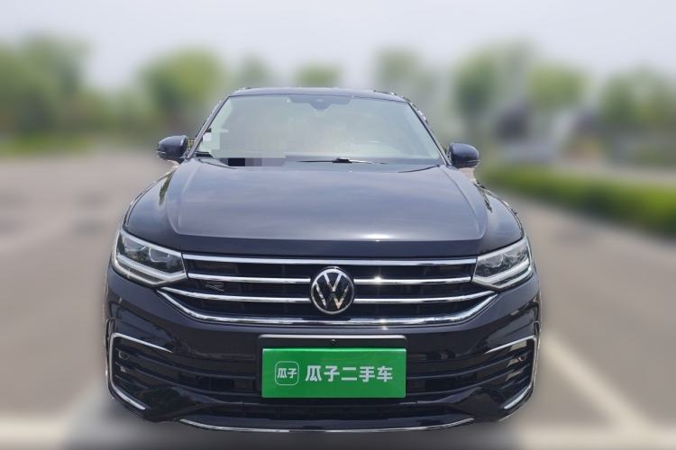 Used Volkswagen Tiguan L 2023 330TSI Automatic Two-Wheel Drive R-Line Enjoyment Edition Front