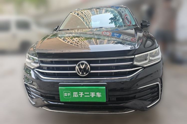 Used Volkswagen Tiguan L 2023 330TSI Automatic Two-Wheel Drive R-Line Flagship Edition Front