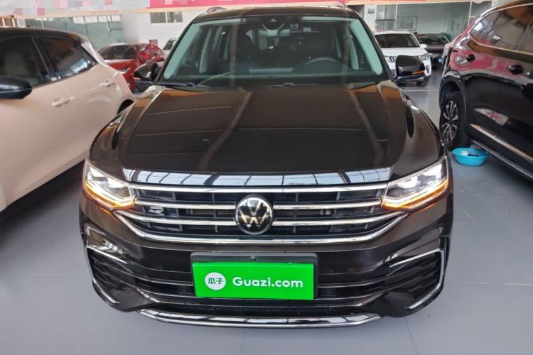 Used Volkswagen Tiguan L 2023 Restyled 330TSI Automatic Two-Wheel Drive R-Line Enhanced Comfort Version Front