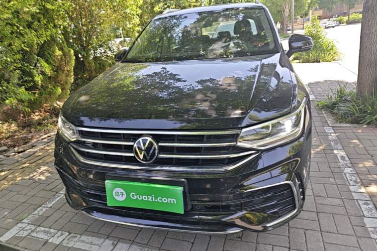 Used Volkswagen Tiguan L 2023 330TSI Automatic Two-Wheel Drive R-Line Enjoyment Edition Front