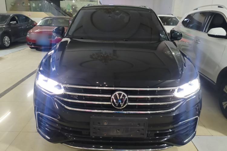 Used Volkswagen Tiguan L 2023 330TSI Automatic Two-Wheel Drive R-Line Enjoyment Edition Front