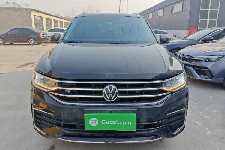 Used Volkswagen Tiguan L 2023 Restyled 330TSI Automatic Two-Wheel Drive R-Line Enhanced Comfort Version Front