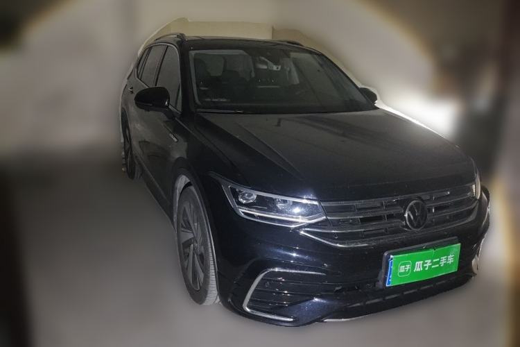 Used Volkswagen Tiguan L 2023 330TSI Automatic Two-Wheel Drive R-Line Enjoyment Edition Front Right 45 Deg