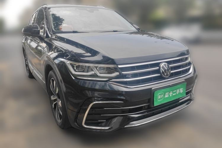 Used Volkswagen Tiguan L 2023 Restyled 330TSI Automatic Two-Wheel Drive R-Line Flagship Edition Front Right 45 Deg