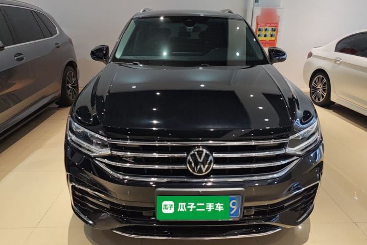 Used Volkswagen Tiguan L 2023 Restyled 330TSI Automatic Two-Wheel Drive R-Line Enhanced Comfort Version Front