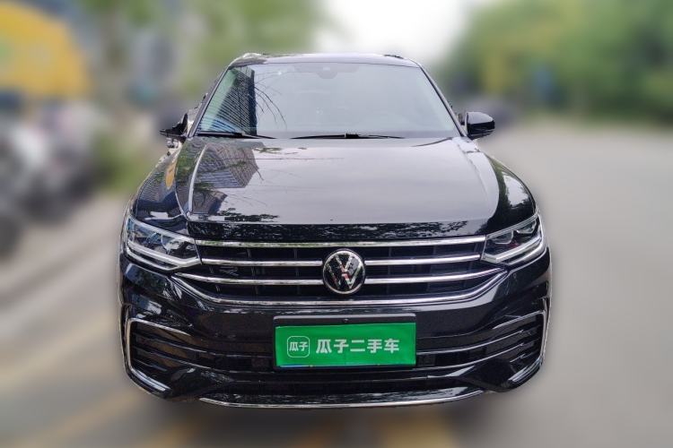 Used Volkswagen Tiguan L 2023 330TSI Automatic Two-Wheel Drive R-Line Enjoyment Edition Front